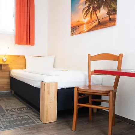 Aalreuse Hotel 2*